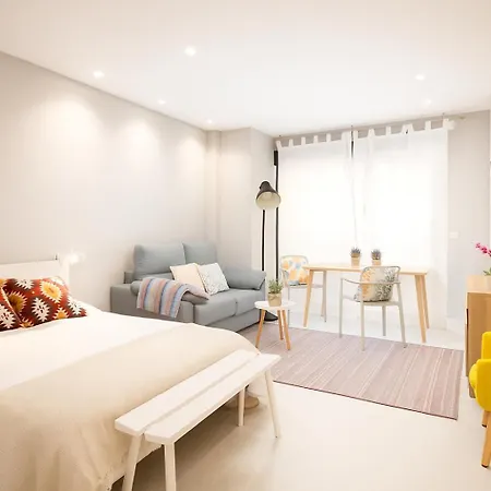 Apartamentos La Gringa Gijon Estudio Centro I Playa San Lorenzo 6 Min Disponibilidad Parking Apartment